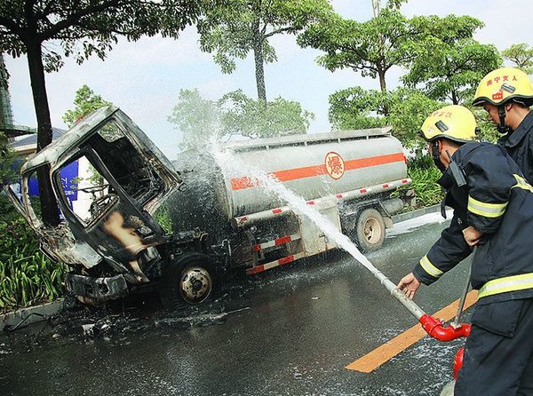 �͹޳����������&nbsp;��ʱ��װ��4�ֵĲ���