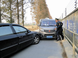 "顺路"捎客罚的不轻