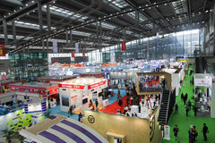 �����ﲩ�᣺����չȫ�Ҹ� ����Դ����