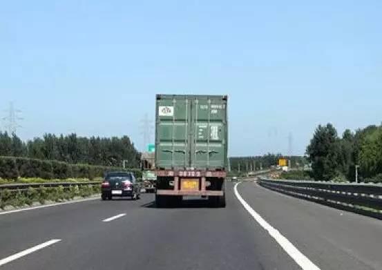 С��˾�������İɣ�&nbsp;��ʹ󿨳�����ȥ