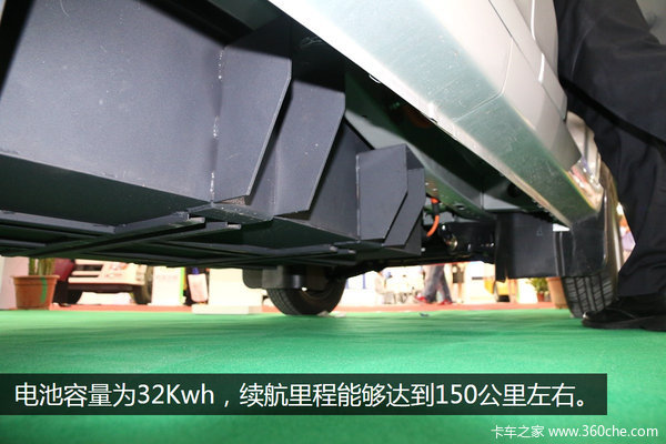 家用220伏就能充电 五洲龙推物流纯电车
