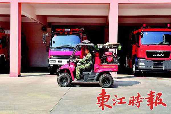 杜绝蜘蛛侠微型消防车成巷战灭火先锋 卡车之家 杜绝蜘蛛侠微型消防车成巷战灭火先锋 卡车之家