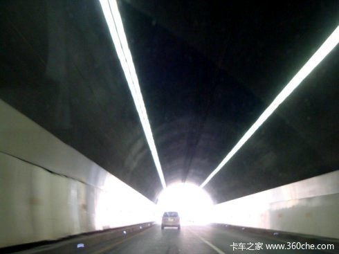 ���������&nbsp;���Ƶƹ⳵��Զ�������¹�