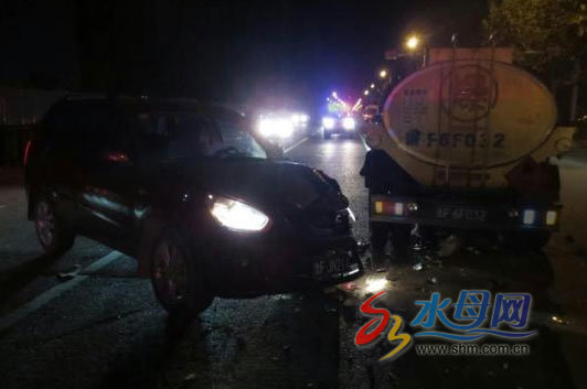 ԽҰ��'����'ײ�͹޳�&nbsp;˾���Ⱦƺȴ���