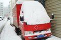 第一场雪来的太早 雪天行车应注意什么?