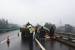 ���ػ����෭��· ·������ת��