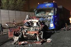 �������೵��ײ��3��1�� ӵ��20���ﳤ