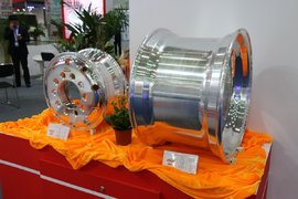 忠相展出了铝合金车轮