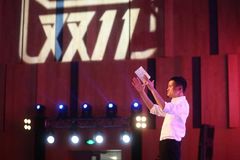 ��֪����? ����˫11�����Ƶ���1100��Ȧ