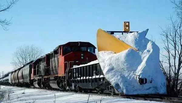 ��������������&nbsp;������������γ�ѩ��