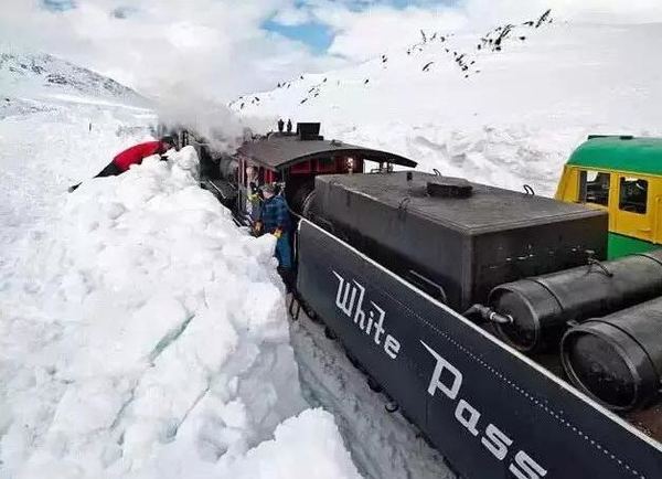 ��������������&nbsp;������������γ�ѩ��