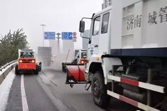 ��ѩ��˭�����ۣ�Ȫ��ɨѩ��Ҳ�Ƿ羰��