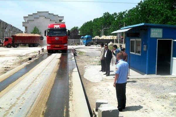 ��˭���Ķ�&nbsp;���ݶ����γ������ܻ�300��