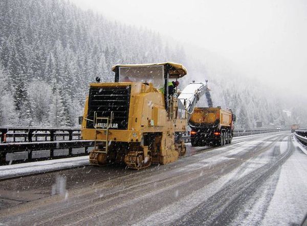 长见识了 世界各地除雪大法是这样的 卡车之家