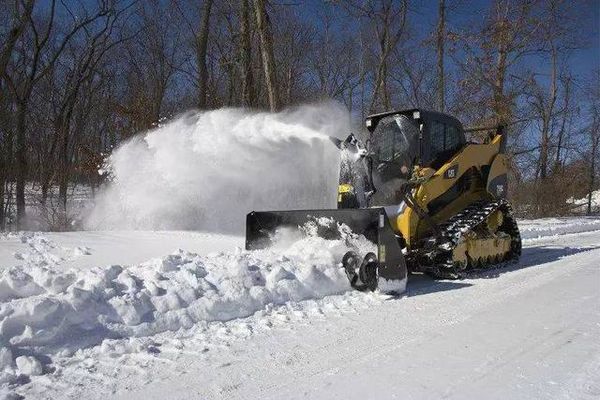 长见识了 世界各地除雪大法是这样的 卡车之家