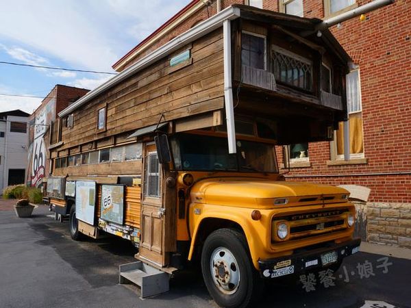 һ��ס���ϵ���Ƥʿ&nbsp;66�Ź�·�ϵĴ���