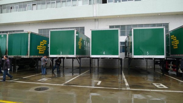 比甩挂更快更经济 甩箱运输正蓄势待发