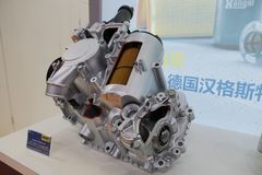 2015�����˸�չ������˹����������ʡǮ