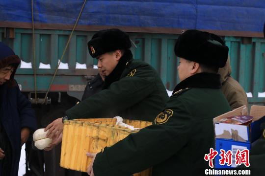 47����������ѩ����&nbsp;�߷��ٱ�����ů