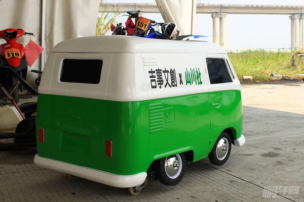 漂移车手初长成 Q-VAN电力漂移车测试