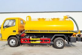 多利卡吸粪车外观评测