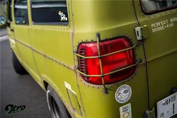 道奇Van Ram150 是你见过最帅的面包车