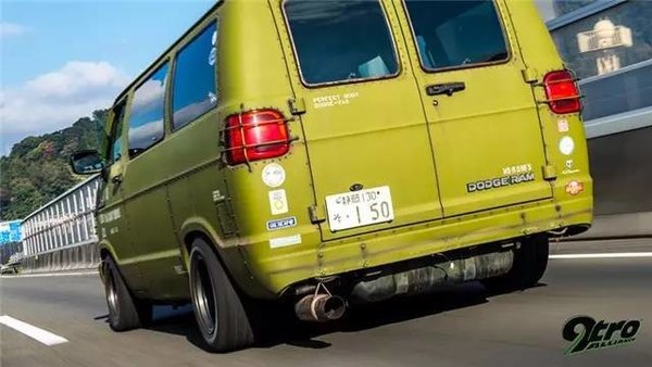 道奇Van Ram150 是你见过最帅的面包车