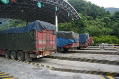 ˾��˵����δ���� �շ�վ�Ƶذ�û����