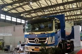 北奔推出新环卫转运车