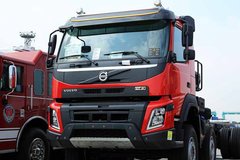 ���������� �ֶ���FMX 8x6���ﳵ����