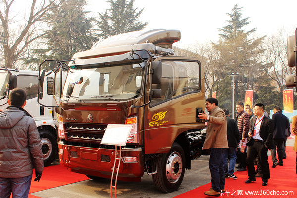 ���³�Խ&nbsp;����δ��&nbsp;HOWO�Ῠ��������