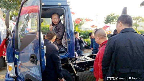 װ���ڵ�������&nbsp;���廪������Ӫ������