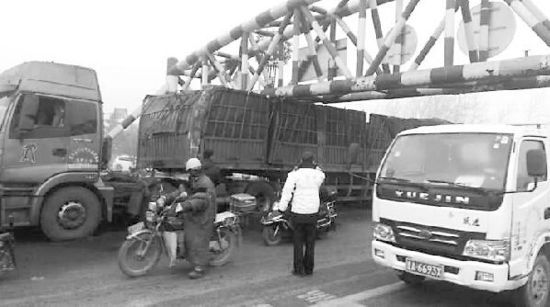 ƣ�ͼ�ʻ������&nbsp;��ú����������޸߸�