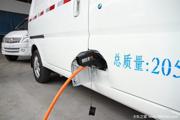 5.28万玩纯电动？陕汽新能源成都价曝光