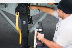 �ڲ���+�����ٶȿɱ� �ҳ�֧���н���