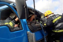 ʦ��!��ý���� ��������˾�����ں�˯