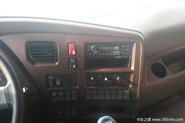 ������&nbsp;��������D7B&nbsp;4x2ǣ����7900Ԫ