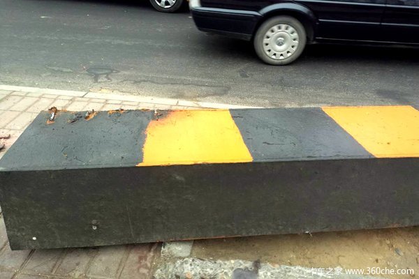 ����ײ�Ϲ�������&nbsp;�޸���������������