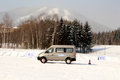 轻客还能这么玩 大通V80长白山雪地漂移