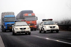 ���·�������� ��������ҹ�䡰���ܡ�