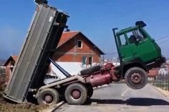 �����ж��ʧ�ܾ�ͷ ���³��ױ����ˣ�