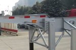 主打轻量化 中集通华推三轴鹅颈骨架车