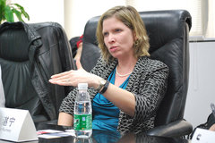 �����з�ռ���� ���ʿ���˹��ϯ������