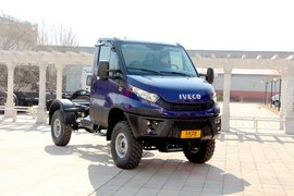 挑战极限任务  New Daily 4x4实车到店