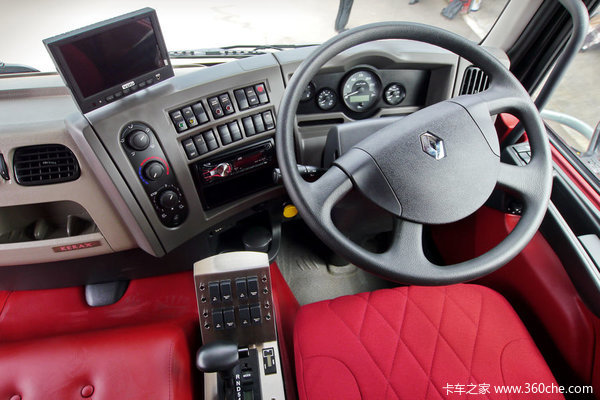 900������½������&nbsp;�����˹8X8ǣ����