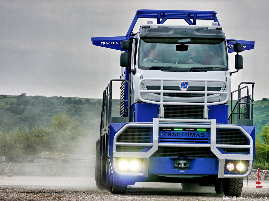 【图】900马力的陆地猛兽 尼古拉斯8x8牵引车 文章图片_卡车之家,中国