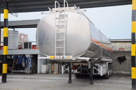 这价格真实惠 成都铝合金罐车只卖25万