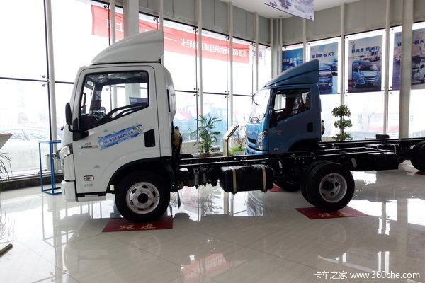 ���۰�ǧ&nbsp;������ά�³�ԽC300�䳵����