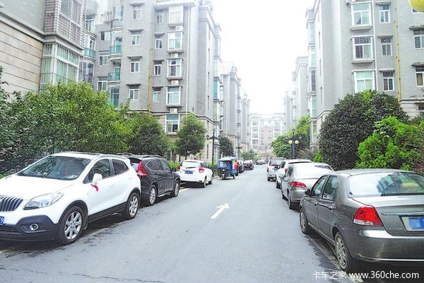 ú̿��������֮&nbsp;���˿�Ц���õ��ߴ�·