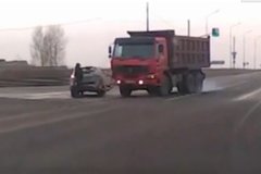 �춼������ ����ײ��С���м�·��û��